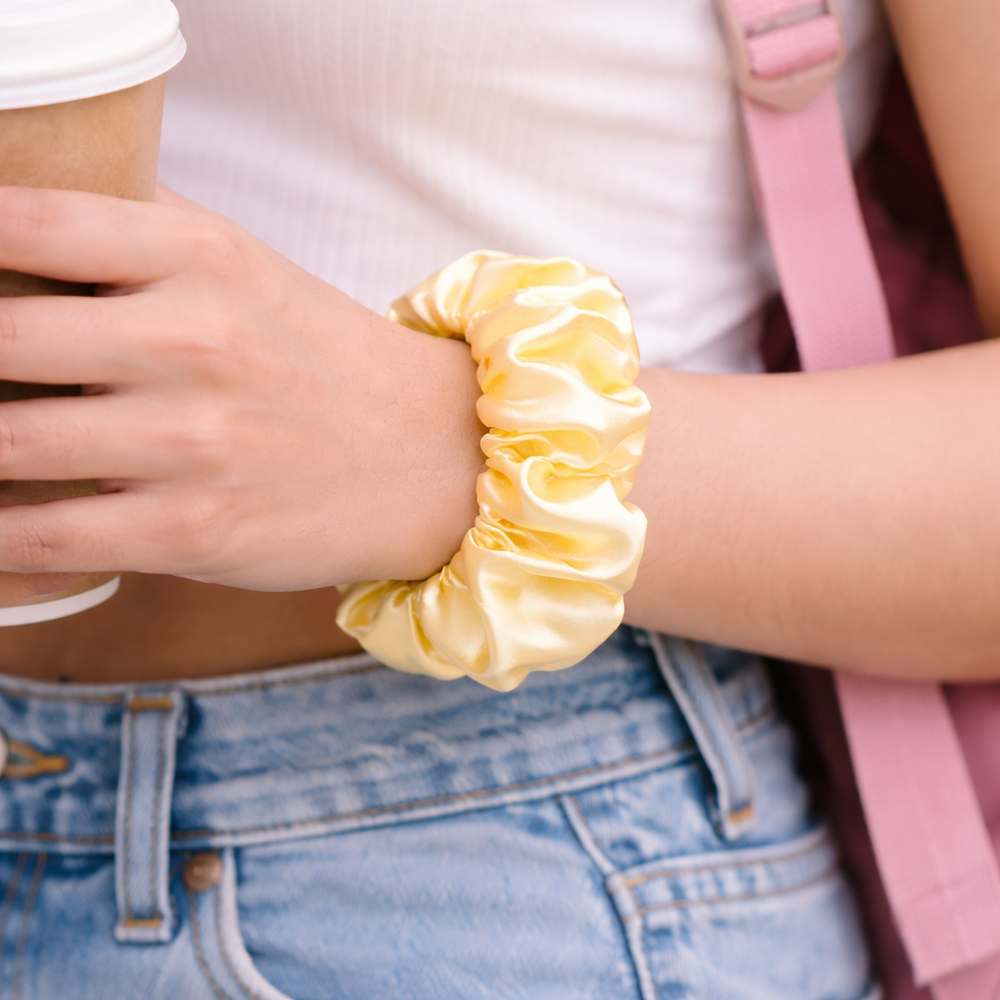 Girls Fashion Accessories Combo Pack of 9 – Scarf Scrunchie, Scrunchie,Earrings, Clutcher, Bracelet,Bule Heaven  NailPaint & Kajal