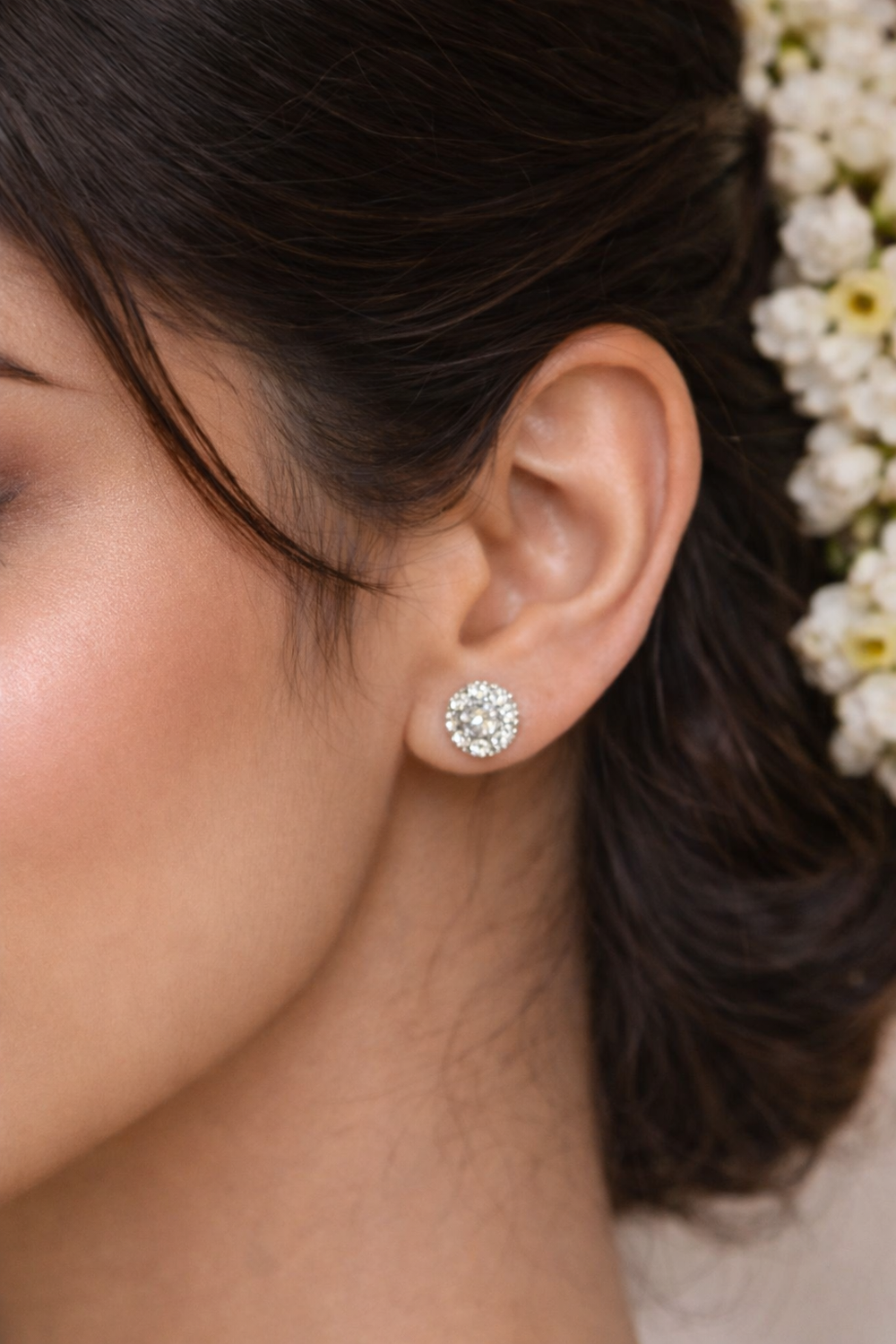 Luxury Radiance Double-Layer Crystal Necklace Set with Matching Stud Earrings