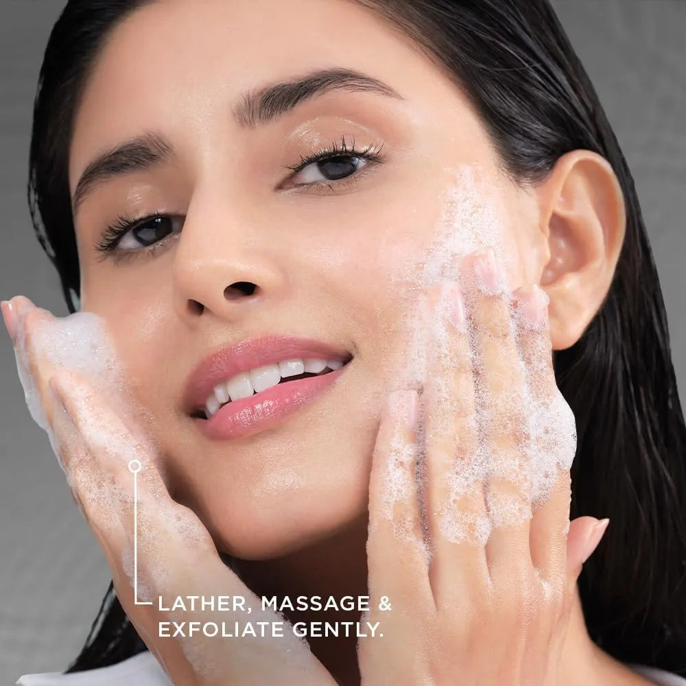 Ponds Bright Miracle Detox Facewash | 10X Power of Activated Charcoal| For Deep Cleaned Skin | Reveals Glow, Pollution Clear Face Wash, 100gm