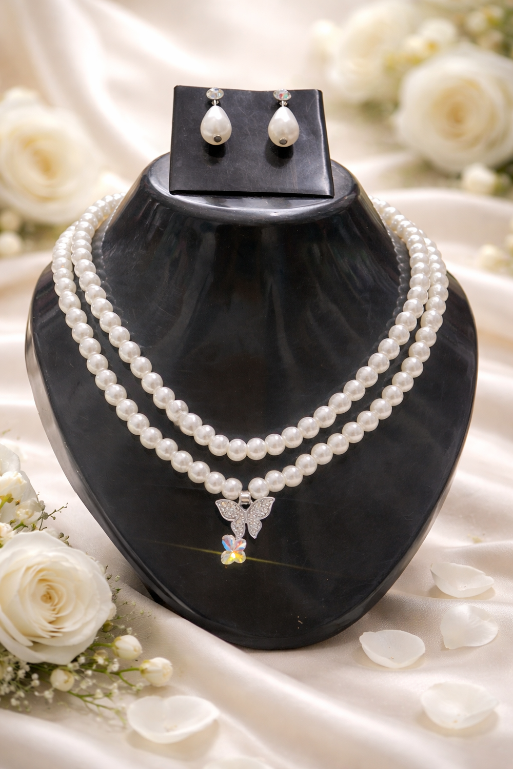 Anti-Tarnish Pearl Necklace Set with Earrings