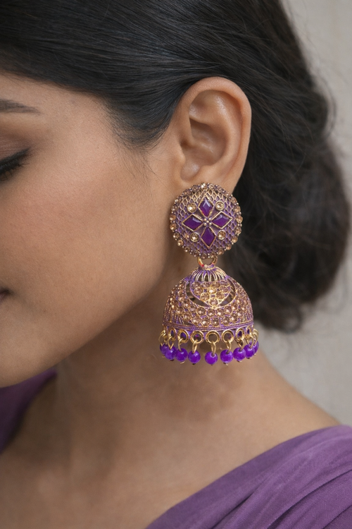 Anti-Tarnish Elegant Gold Finish Earrings with Matching Tika Set